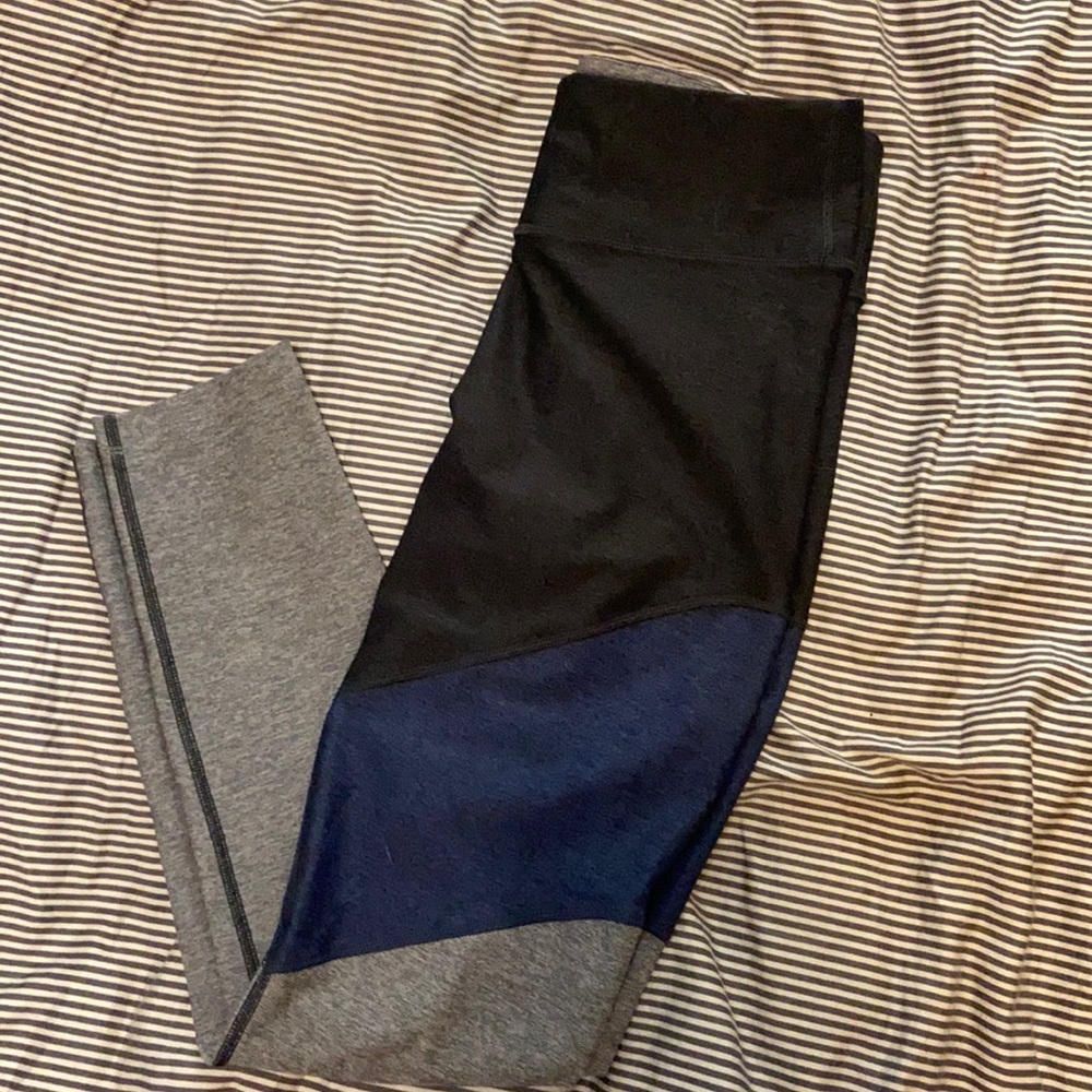 Outdoor Voices leggings